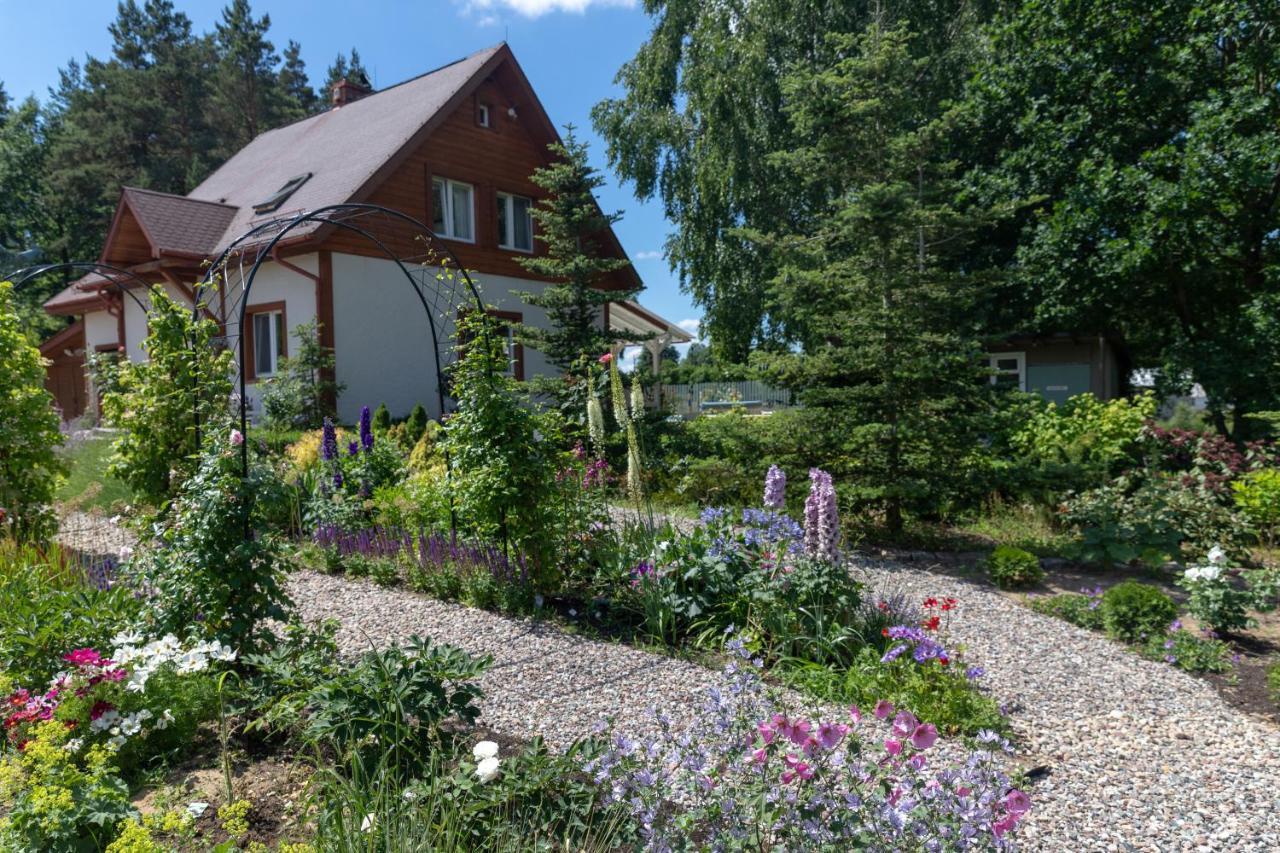 Cottage On The Hill Kielno Buitenkant foto